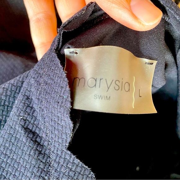 Size L black scalloped halter Marysia one piece bathing suit - Picture 7 of 8